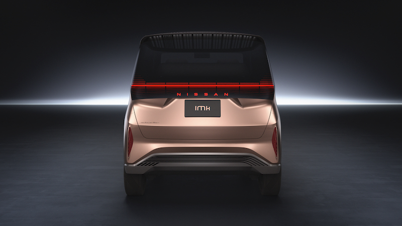 Nissan presenta IMk, il concept del futuro Nissan presenta IMk, il concept del futuro