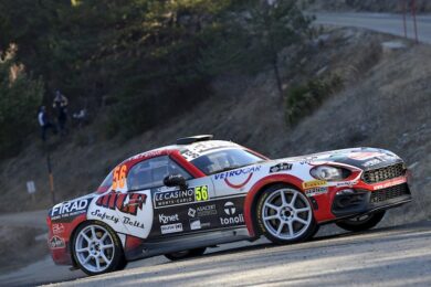 Pirelli festeggia 50 anni di vittorie con lAbarth 124 Rally