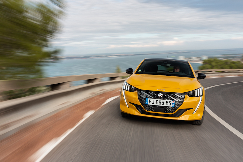 Nuova Peugeot 208, un design che si  distingue