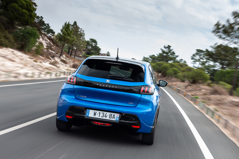 Nuova Peugeot 208, un design che si  distingue