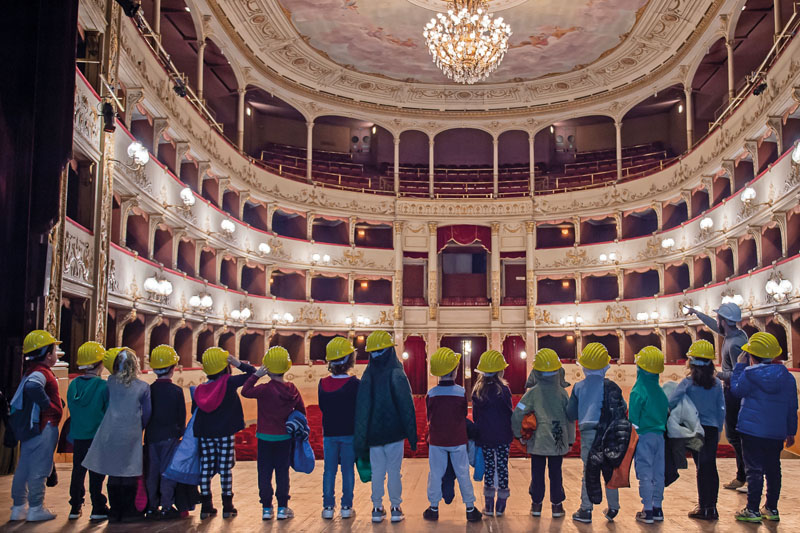 Il Teatro della Pergola incontra i giovani e lancia la carta under 30 Il Teatro della Pergola incontra i giovani e lancia la carta under 30