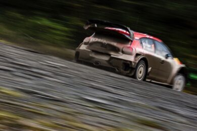 WRC, Rally GB, La Citroen di Ogier – Ingrassia sul terzo gradino del podio