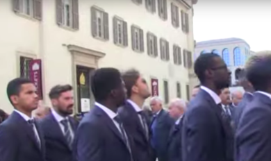 Squinzi, sport e impresa salutano Mr Mapei.I funerali in Duomo a Milano. Video