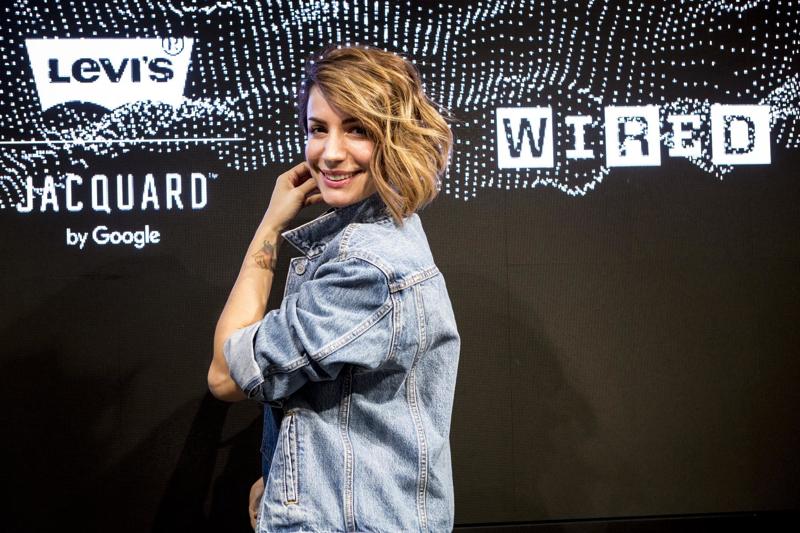 Levi’s e Google lanciano Trucker Jacket, la giacca per essere connessi al web Levi’s e Google lanciano Trucker Jacket, la giacca per essere connessi al web