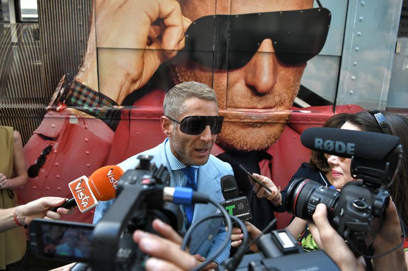 Lapo perde la testa con Italia Independent. Si dimette l’ad Mario Pietribiasi Lapo perde la testa con Italia Independent. Si dimette l’ad Mario Pietribiasi