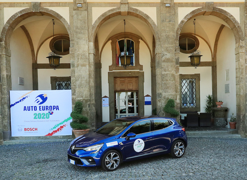 Renault Clio si aggiudica il titolo di “Auto >Europa 2020” Renault Clio si aggiudica il titolo di “Auto >Europa 2020”