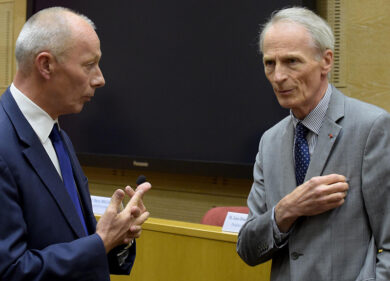 Renault, Macron fa fuori Bollorè per rilanciare l’alleanza con Nissan