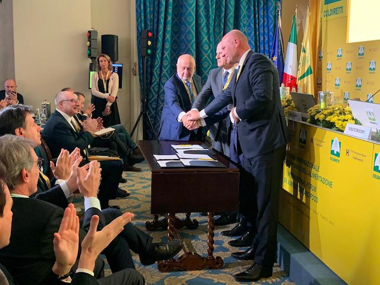 Eni, BF S.p.A. e Coldiretti: accordo per lo sviluppo sostenibile in Africa Eni, BF S.p.A. e Coldiretti: accordo per lo sviluppo sostenibile in Africa