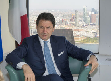 Conte incontra la Dc. Il premier fa centro