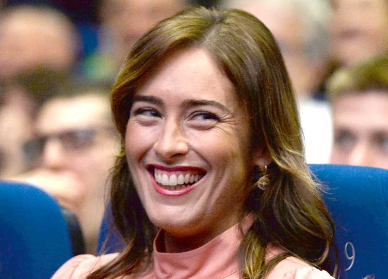 Maria Elena Boschi, bella come una dea ma invisa. Il futuro politico è scritto