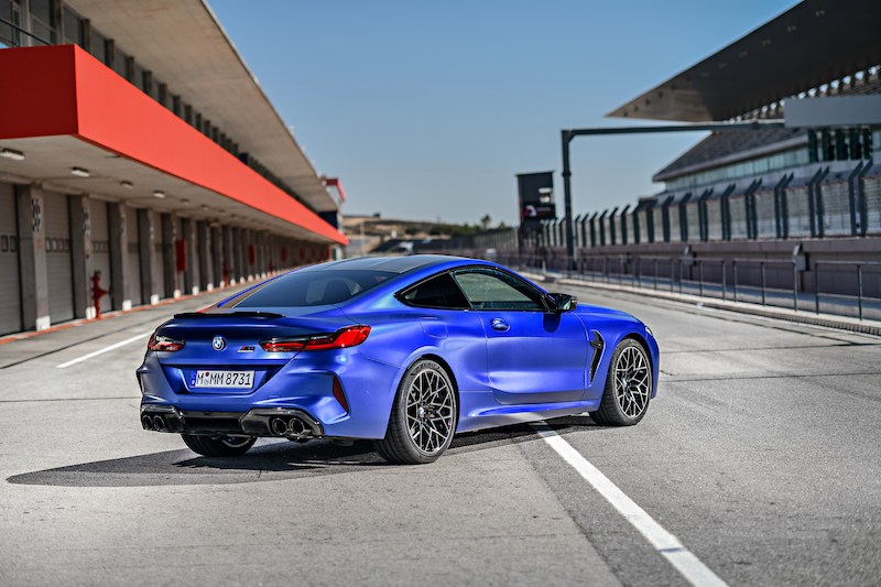 Pirelli presenta il nuovo P Zero Tailor Made per la BMW M8 Pirelli presenta il nuovo P Zero Tailor Made per la BMW M8