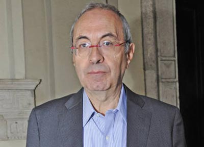 Consigliere Rizzo multato per striscione antirazzista fa ricorso contro Sala Consigliere Rizzo multato per striscione antirazzista fa ricorso contro Sala