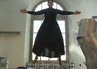 VanitasClub: 200 biglietti a Caritas per la mostra di Marina Abramovic