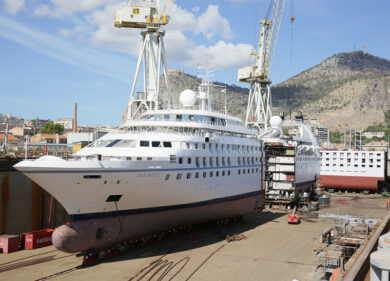 Fincantieri taglia Star Breeze in due e inserisce una sezione di 25,6 metri