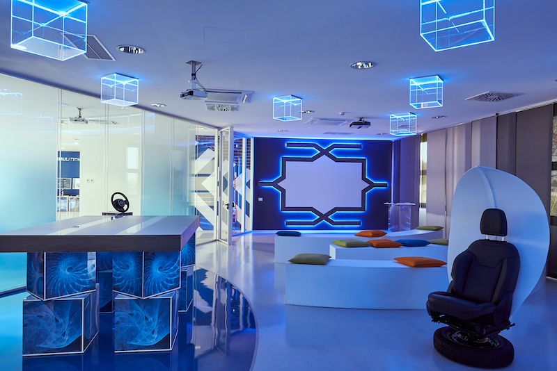 FCA: avviati i primi test di produzione della  Jeep® Compass, ibrida plug-in