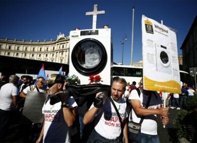 Whirlpool, la chiusura? Già nel bilancio 2018. Il retroscena del grande bluff