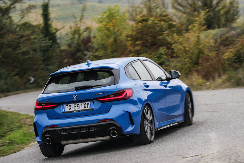 BMW passa alla trazione anteriore per la ringiovanita Serie 1