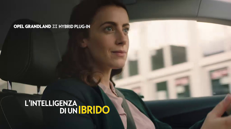 On Air la nuova campagna a 360 gradi di Opel Grandland X Hybrid4