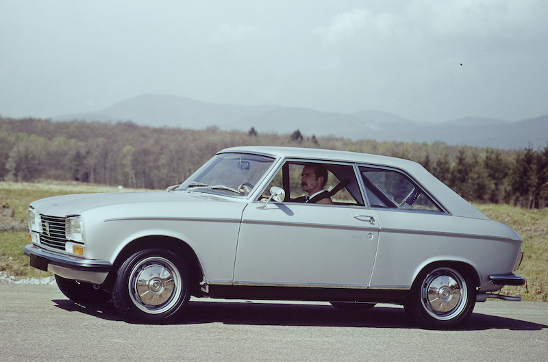 Al Salone Auto e Moto d’epoca 2019, Peugeot festeggia i 50 anni  della 304