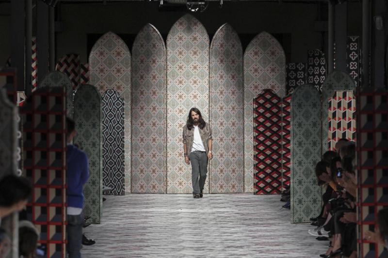 Gucci risponde all’appello di Capasa (Cnmi): torna a Milano Moda Uomo Gucci risponde all’appello di Capasa (Cnmi): torna a Milano Moda Uomo