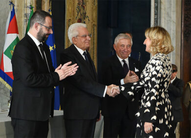 Ad Elisabetta Fabri l’insegna di Cavaliere dell’Ordine al Merito del Lavoro