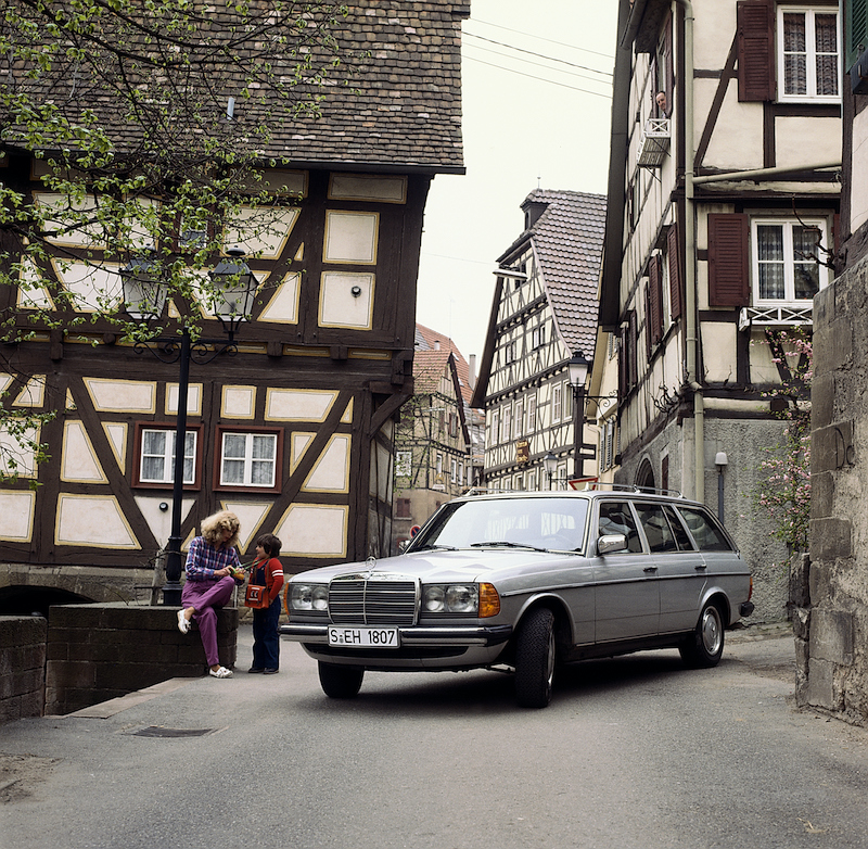 A Auto e Moto d’Epoca 2019 Mercedes porta la storia della station wagon A Auto e Moto d’Epoca 2019 Mercedes porta la storia della station wagon