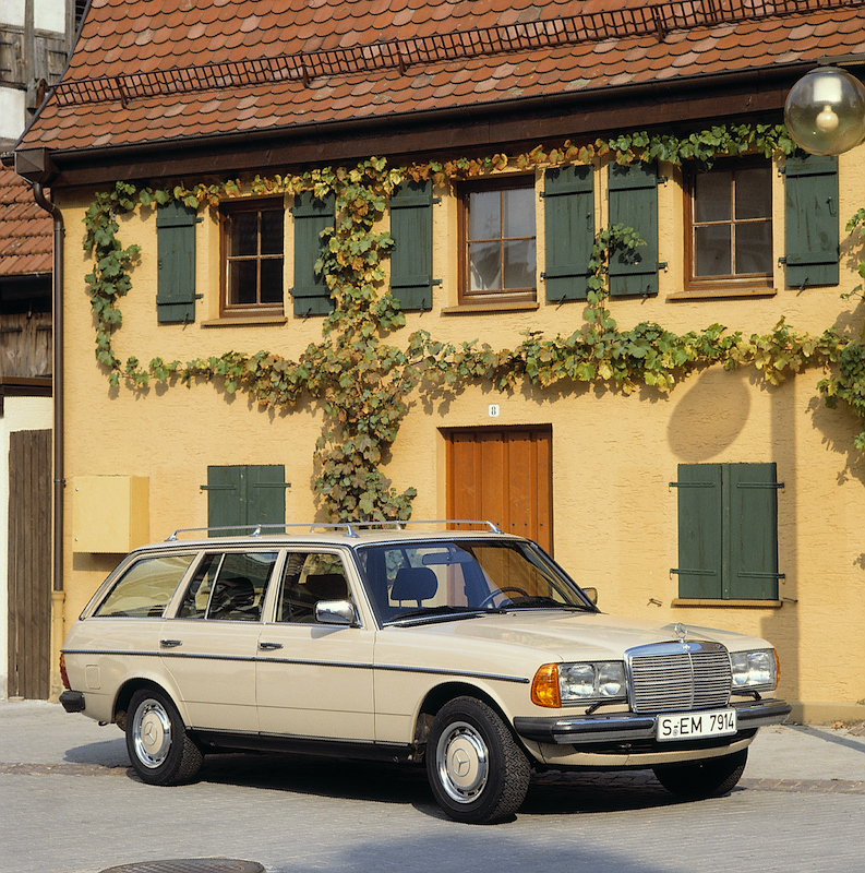 A Auto e Moto d’Epoca 2019 Mercedes porta la storia della station wagon A Auto e Moto d’Epoca 2019 Mercedes porta la storia della station wagon