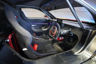 Formula E, Nissan svela la nuova livrea dell’auto da corsa