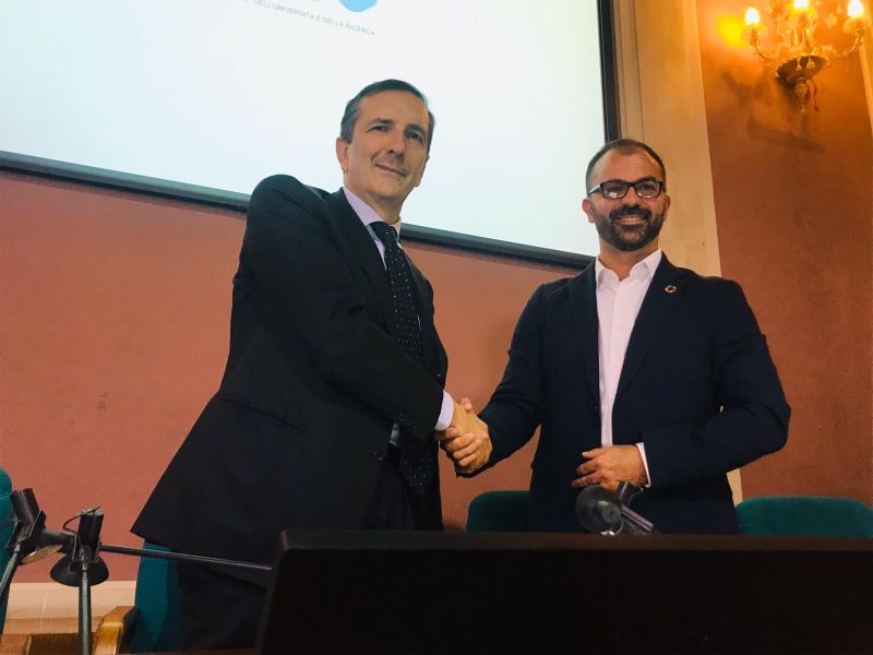 Galleria foto 'Tim e Miur insieme per sostenere la trasformazione digitale nelle scuole' - foto 1