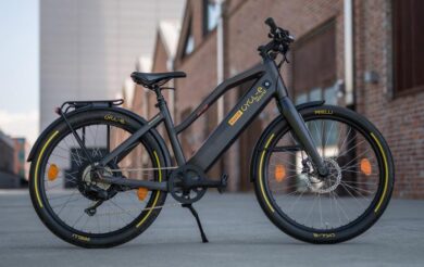 Fondazione Pirelli lancia il tour “Scatta la Bicocca” in sella alle e-bike