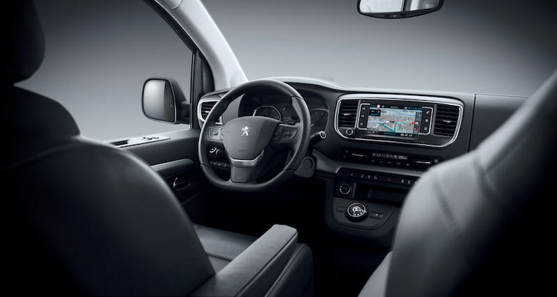 PEUGEOT Traveller, nuovo motore diesel  da 120 CV abbinata al cambio EAT 8