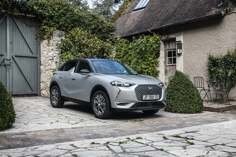 DS 3 Crossback E-TENSE: apre le porte al mondo dei veicoli elettrici DS 3 Crossback E-TENSE: apre le porte al mondo dei veicoli elettrici