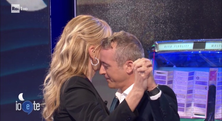 Ascolti Tv, Diaco fa ballare la Carlucci a “Io e te” Ascolti Tv, Diaco fa ballare la Carlucci a “Io e te”