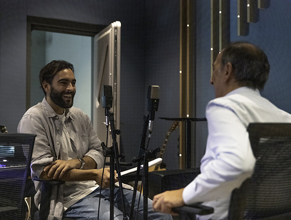 Inizia la serie ‘Il riff di Marco Mengoni’.Prima puntata: Beppe Sala Inizia la serie ‘Il riff di Marco Mengoni’.Prima puntata: Beppe Sala