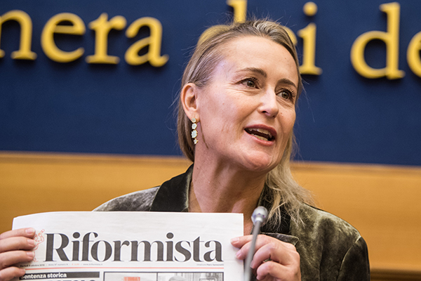 Il Riformista è di nuovo in edicola. Tra le firme Boschi e Bertinotti