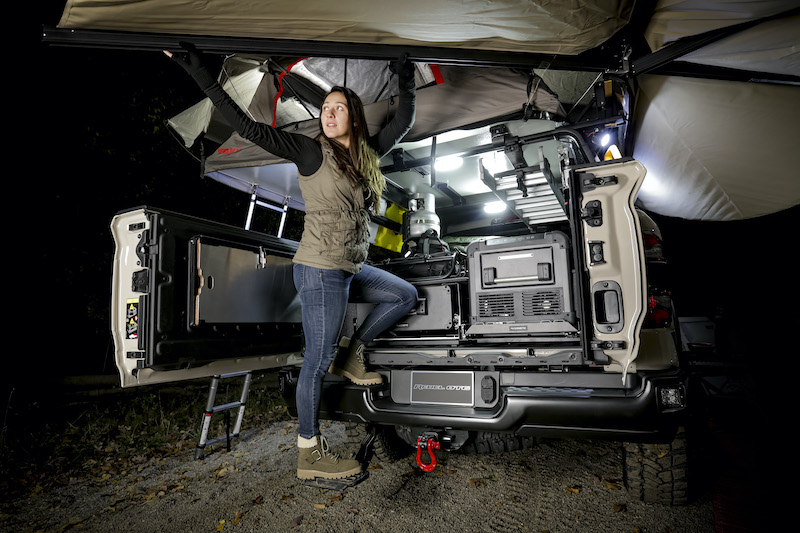 Al SEMA Show due Concept Truck firmati Mopar Al SEMA Show due Concept Truck firmati Mopar