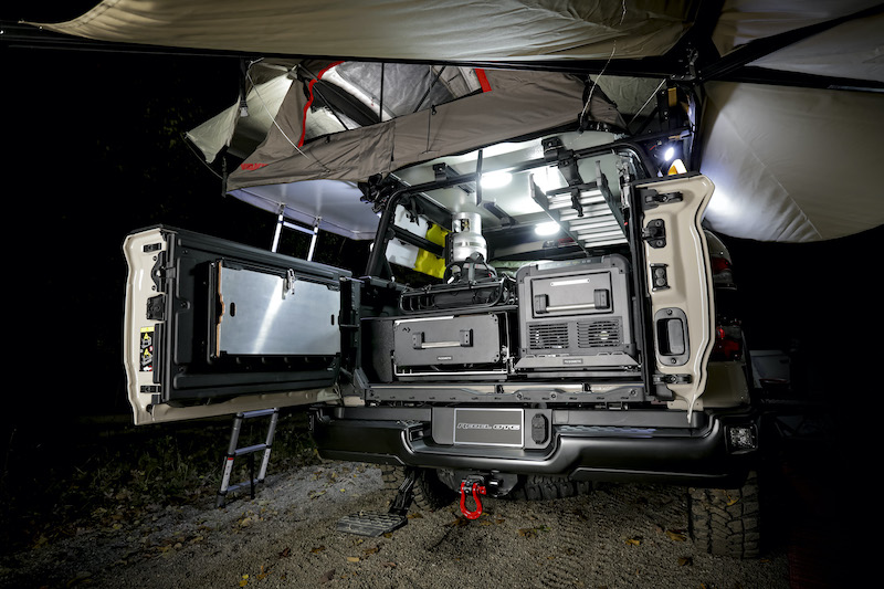 Al SEMA Show due Concept Truck firmati Mopar Al SEMA Show due Concept Truck firmati Mopar