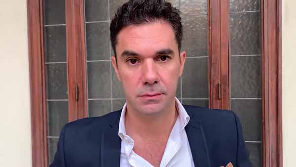 Willy Wonka a Milano. Il regista Federico Bellone: “E nel 2022 voglio portare Houdini a Broadway”