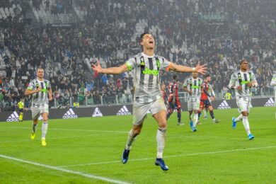 Juventus-Genoa 2-1, Ronaldo rigore al 96°. Sarri: “Senza Higuain…”