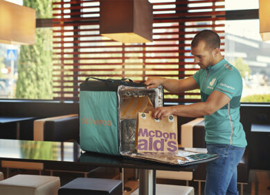 Deliveroo a quota 139, continua la crescita e la partnership con McDonald’