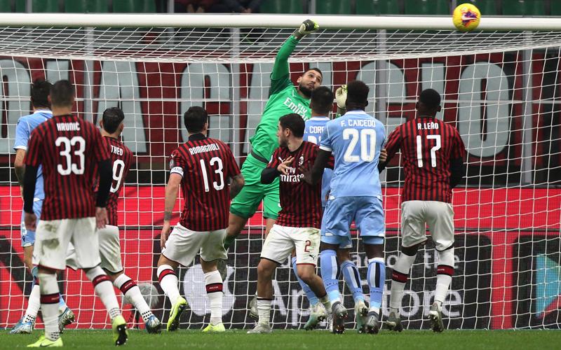 Milan-Lazio 1-2, Pioli: “Strada è quella giusta. Leao? Mi aspettavo di più” Milan-Lazio 1-2, Pioli: “Strada è quella giusta. Leao? Mi aspettavo di più”