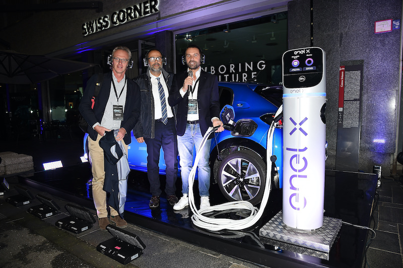 Parte da Milano l’elettrificazione della mobilità firmata Peugeot
