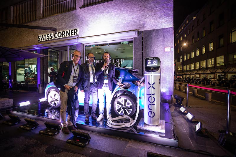 Parte da Milano l’elettrificazione della mobilità firmata Peugeot