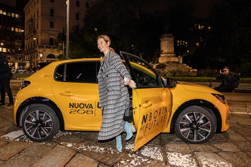 Parte da Milano l’elettrificazione della mobilità firmata Peugeot