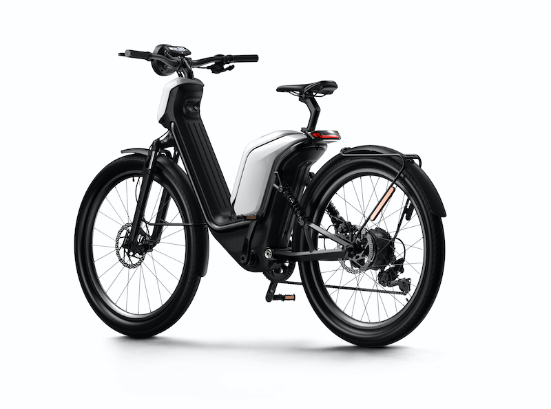 A EICMA NIU svela tre nuovi e-scooter e una bicicletta elettrica A EICMA NIU svela tre nuovi e-scooter e una bicicletta elettrica