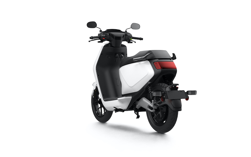 A EICMA NIU svela tre nuovi e-scooter e una bicicletta elettrica A EICMA NIU svela tre nuovi e-scooter e una bicicletta elettrica