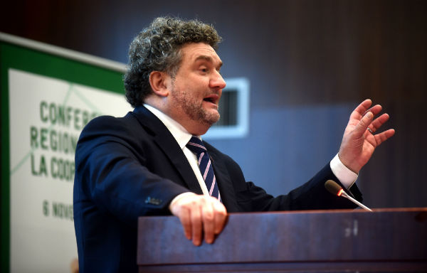 Cooperazione, prima conferenza regionale. Priorità: vincere sfida innovazione Cooperazione, prima conferenza regionale. Priorità: vincere sfida innovazione