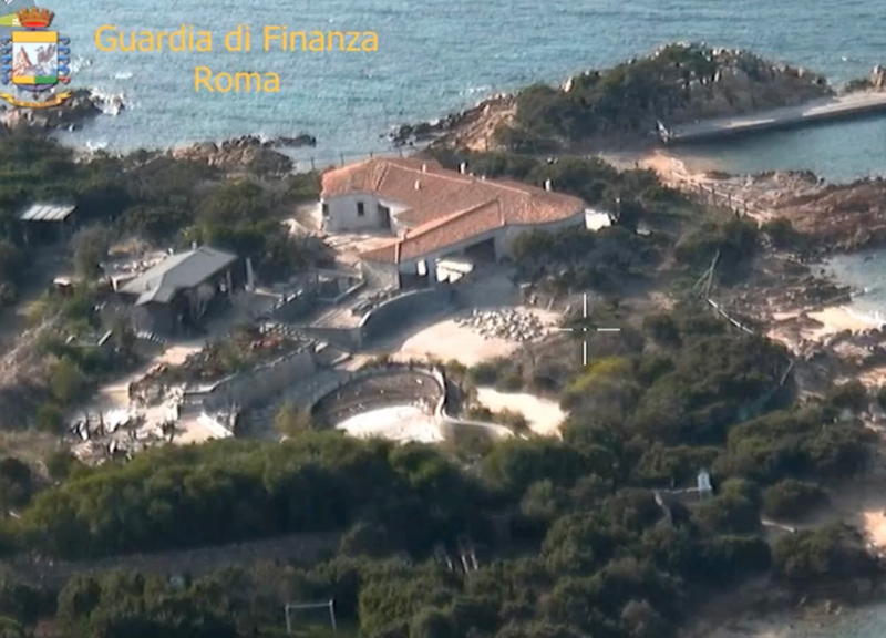 Danilo Coppola perde la mega villa in Costa Smeralda: sequestrata dalla Gdf Danilo Coppola perde la mega villa in Costa Smeralda: sequestrata dalla Gdf