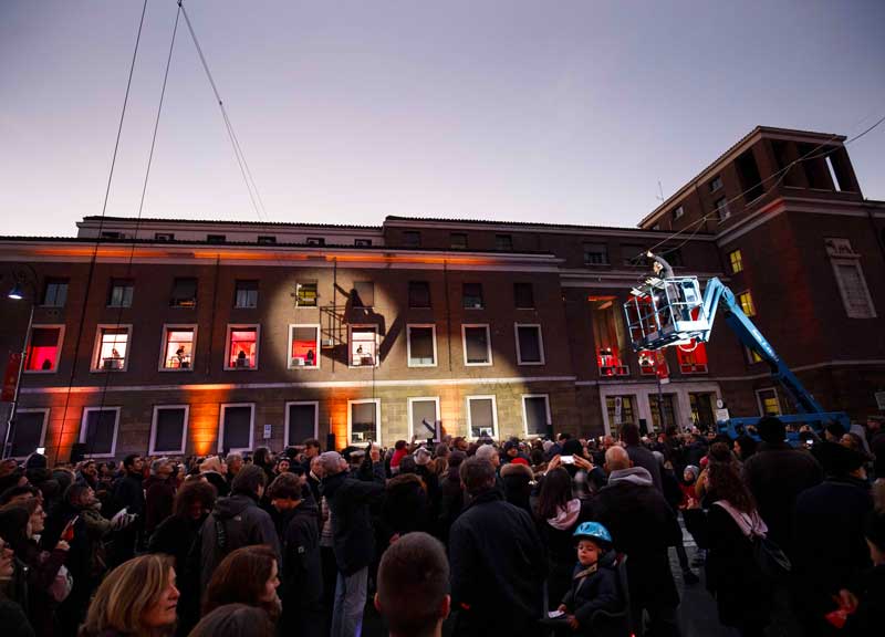 Capodanno 2020, Roma balla al Circo Massimo con Skin. In strada 1000 artisti Capodanno 2020, Roma balla al Circo Massimo con Skin. In strada 1000 artisti
