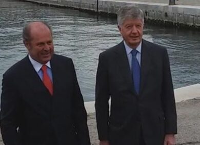 Generali, modello Luxottica per Trieste. Con Del Vecchio il Leone su Axa